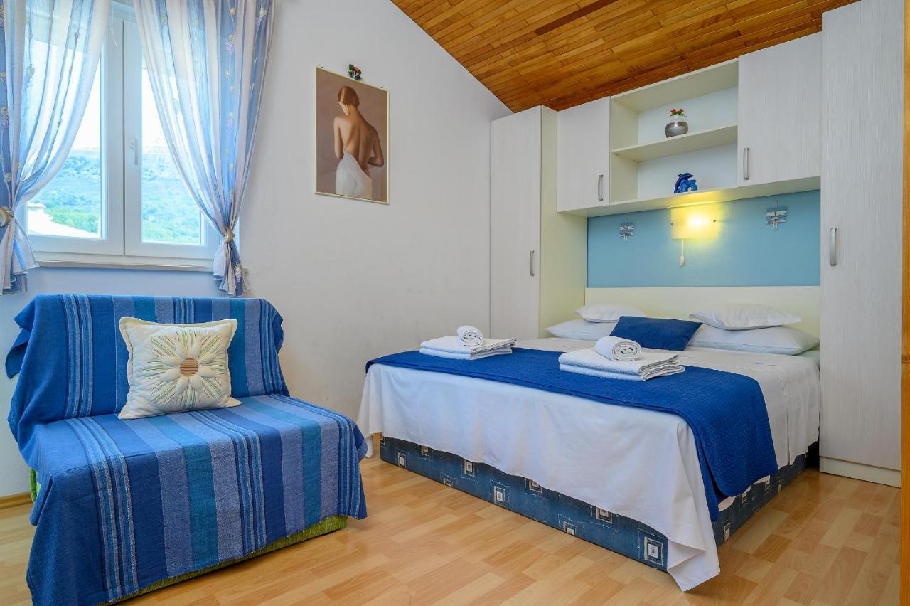 Apartments Juric Podstrana Exterior photo