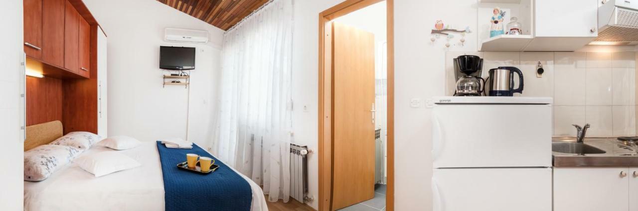 Apartments Juric Podstrana Exterior photo